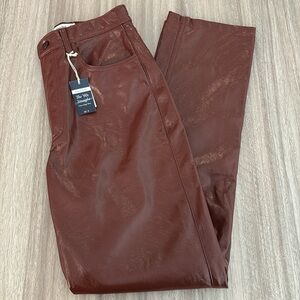 NWT Abercrombie Curve Love The 90s Straight Ultra High Rise Brown Faux Leather